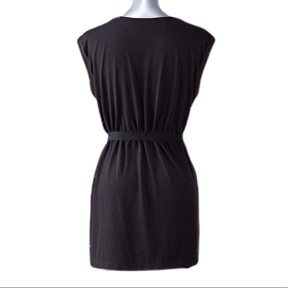 Petal-Print Crepe Front-Solid BackJersey Tunic Top - Picture 2 of 9